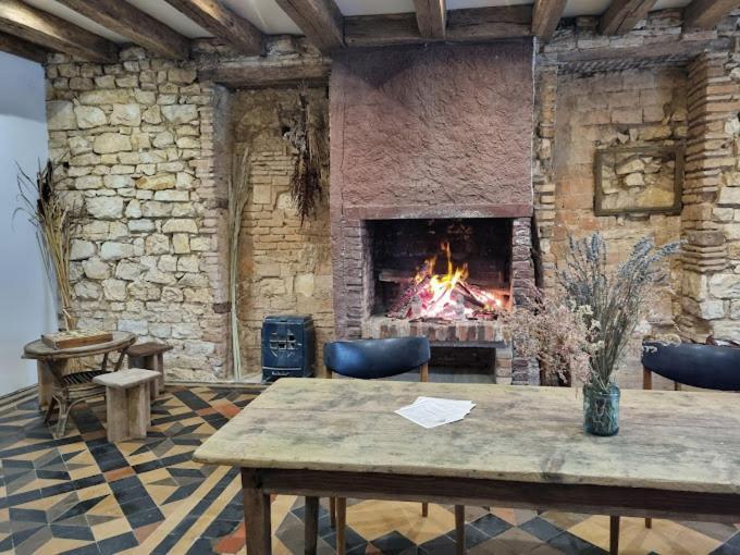 Le Moulin De Vilaine Châteauroux 外观 照片